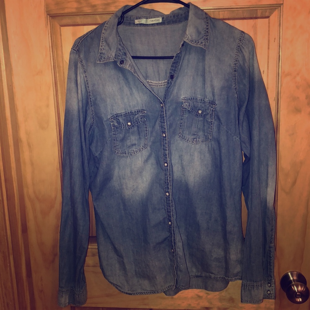 Denim pearl snap shirt
